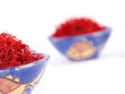 خرید زعفران مرغوب مثقالی نوین در همدان
