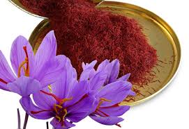 You are currently viewing چگونه زعفران اصل و با کیفیت بخریم؟